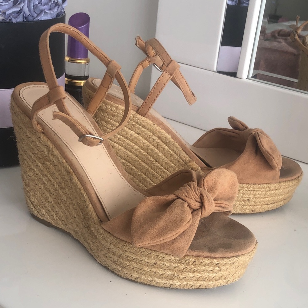 Forever 21 Women’s Tan Espadrille Wedge Sandals with Bow 6